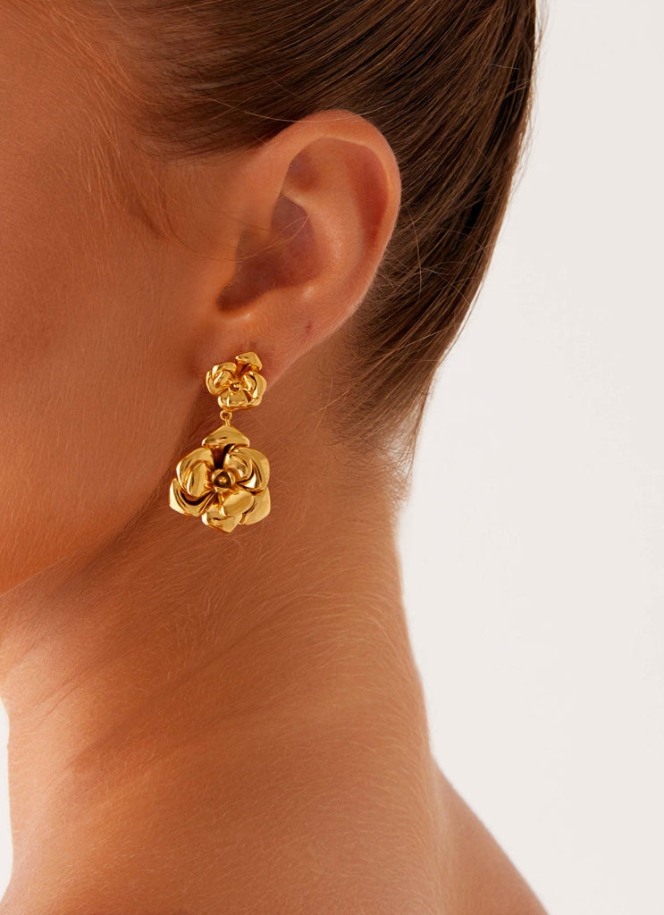 Dana-Earrings-Gold-2-Peppermayojpg