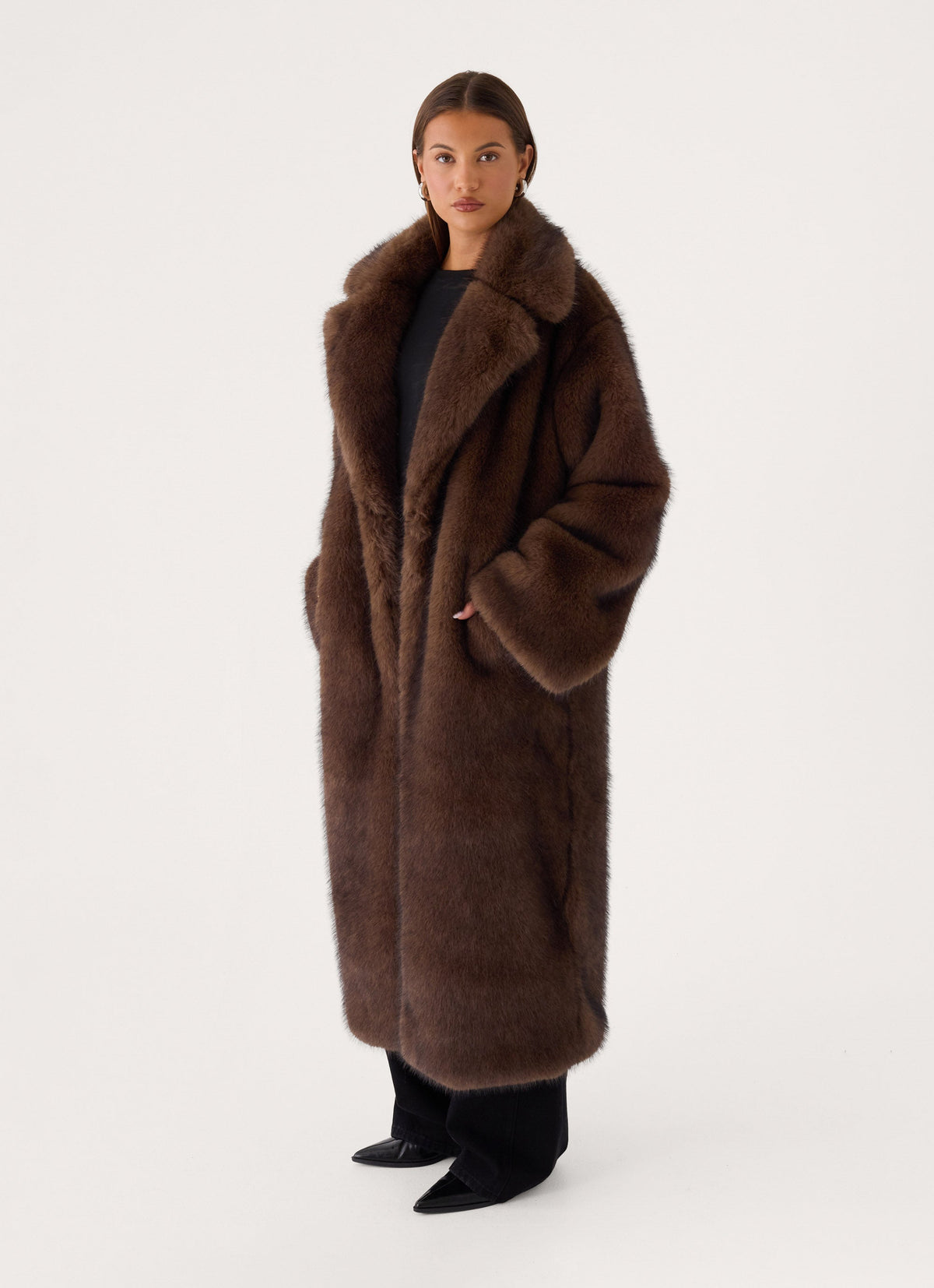 Aspen Avenue Faux Fur Coat - Chocolate