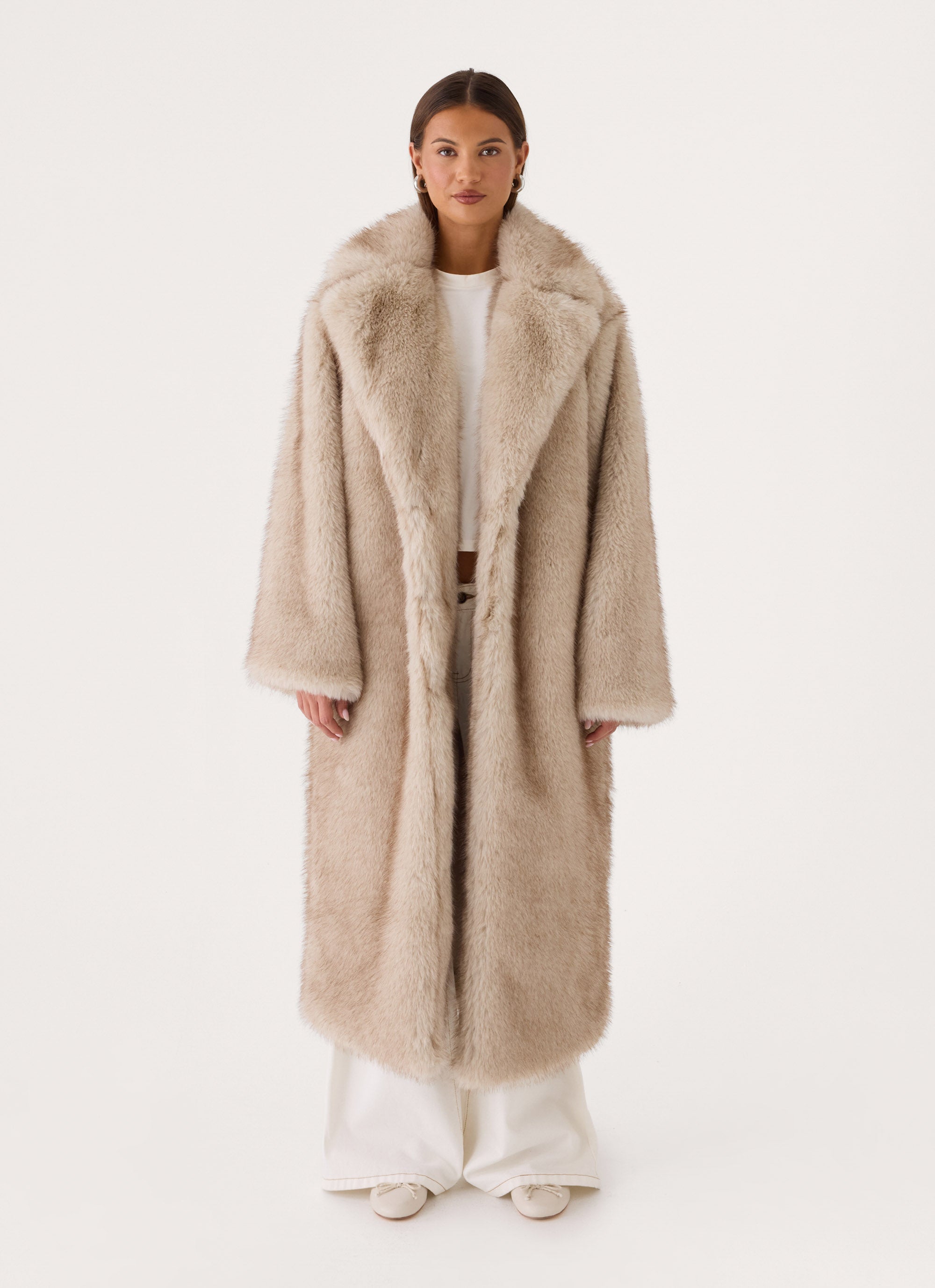 Aspen Avenue Faux Fur Coat - Natural – Peppermayo Canada