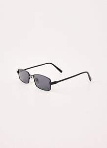 Bad Girl Sunglasses - Black