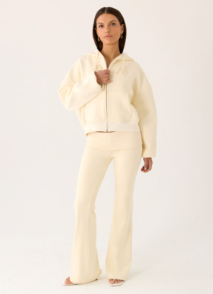 Hoodies & Sweatshirts