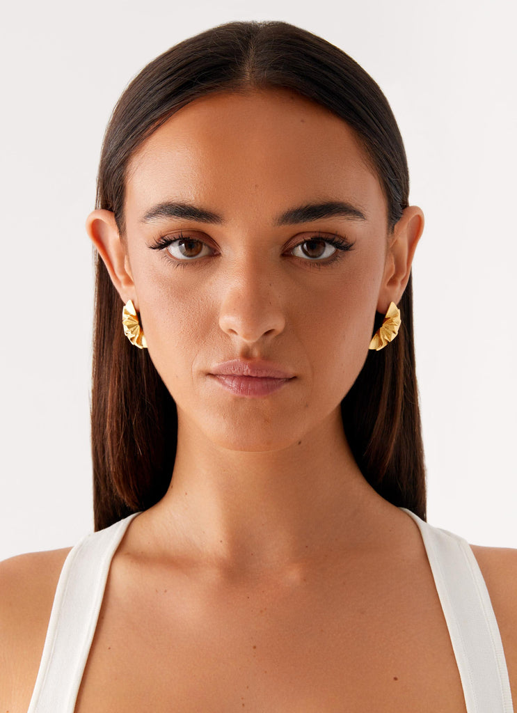 Karris Earrings Gold 3 Peppermayo