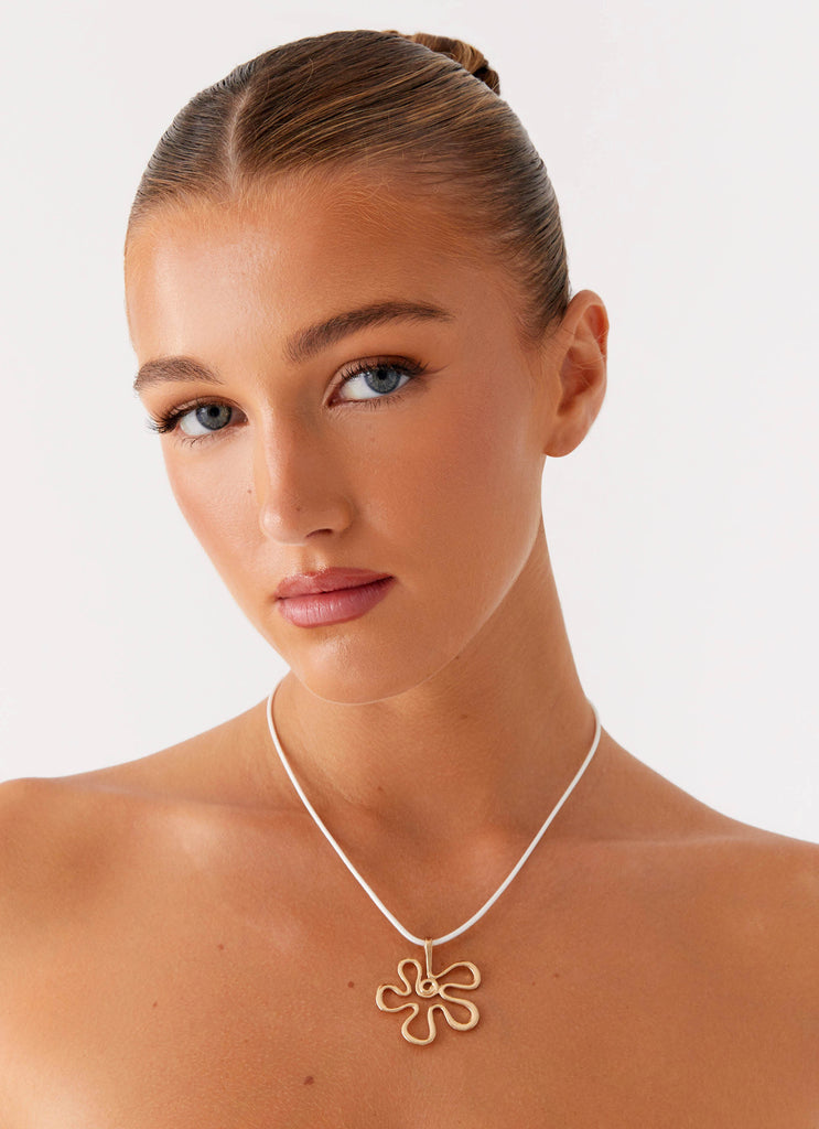 Kippa Necklace Reshoot 2022 Peppermayo