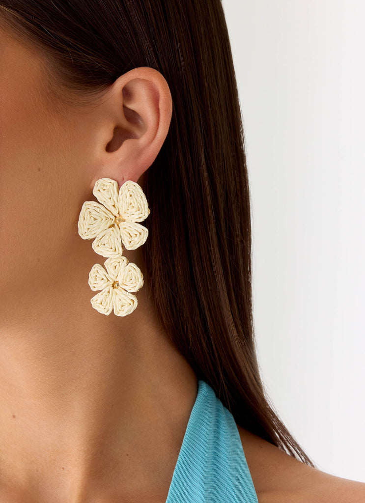 Marina Mode Earrings - White
