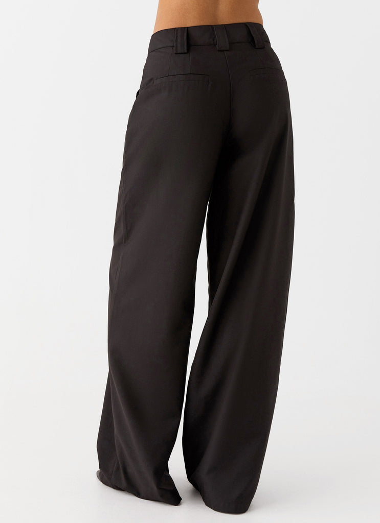 Womens Siena Style Tailored Pants in the colour Black in front of a light grey background