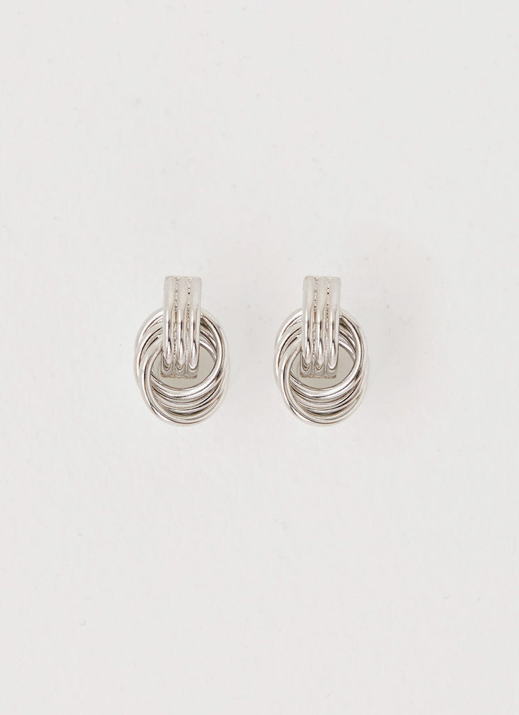 Gracia Knot Earrings - Silver