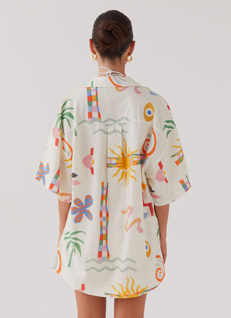 Womens Tallulah Linen Oversized Shirt in the colour Summer Palm in front of a light grey background