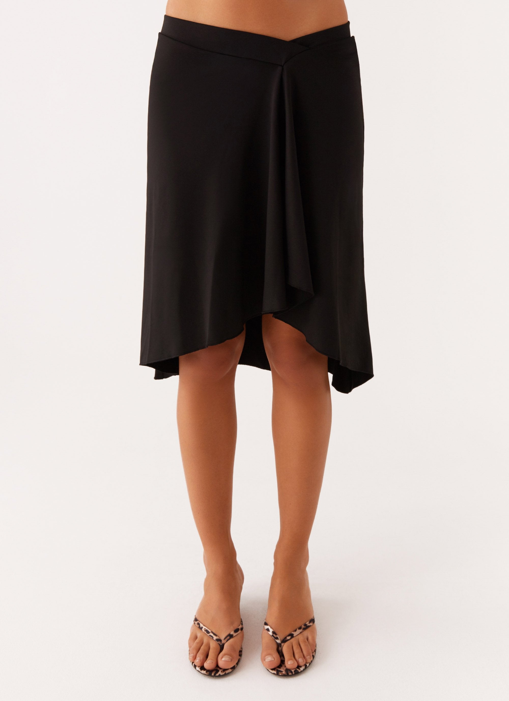 She_s_A_Lady_Midi_Skirt_Black_