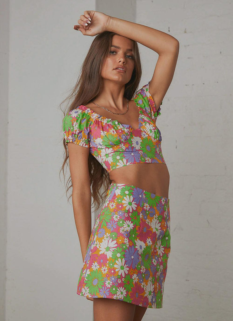 Brady Crop Top - 70s Floral - Peppermayo