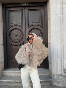 Virginia Cropped Faux Fur Jacket - Taupe – Peppermayo Canada